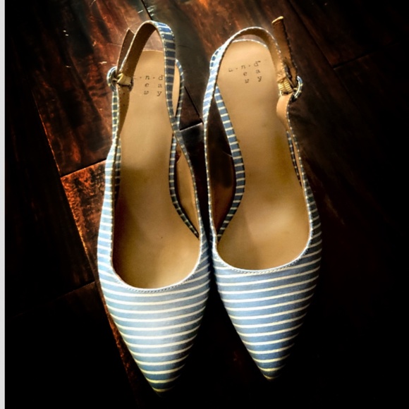 Blue and white stripe sling back kitten heels - Picture 1 of 2